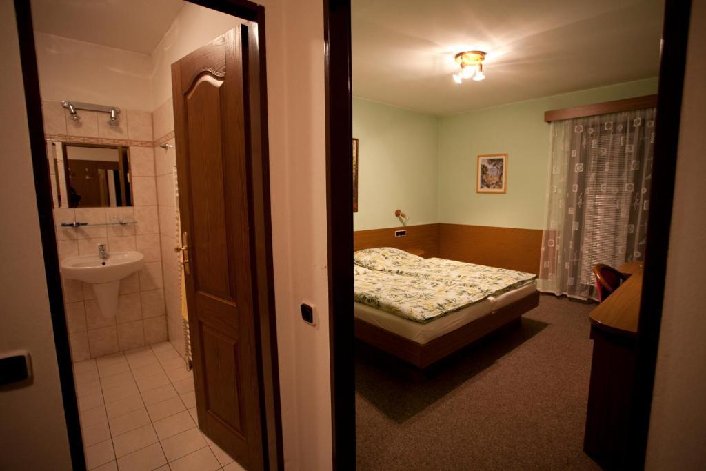 Hotel U Jiriho Humpolec Ruang foto